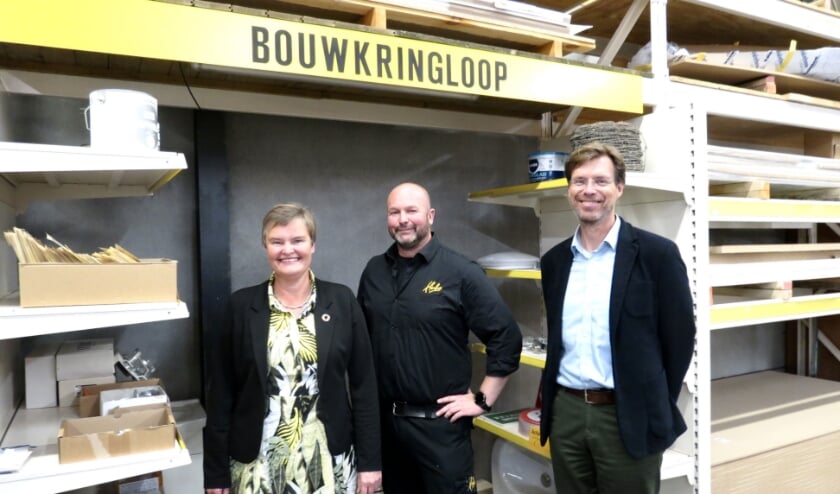 Opening eerste Bouwkringloop bij Hubo in Bilthoven